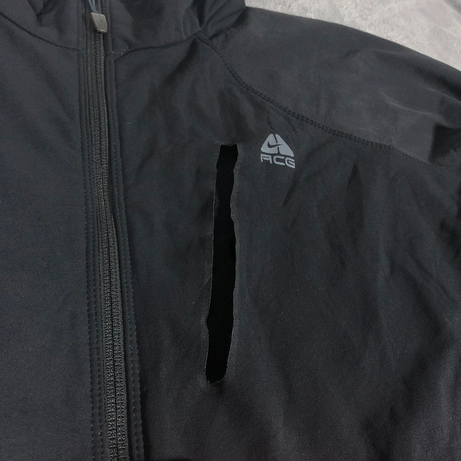 Nike ACG Black Full Zip Fleece Lined Softshell Jacket (L) - Image 2