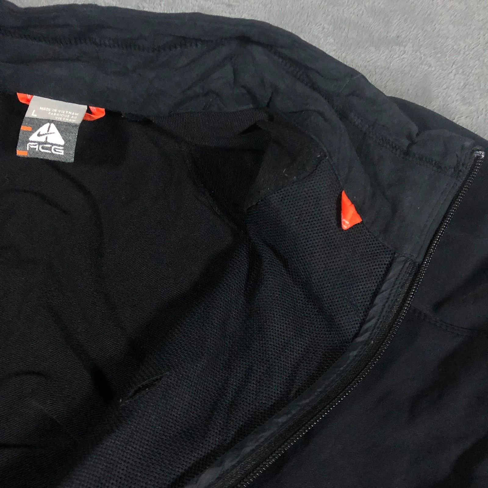 Nike ACG Black Full Zip Fleece Lined Softshell Jacket (L) - Image 11