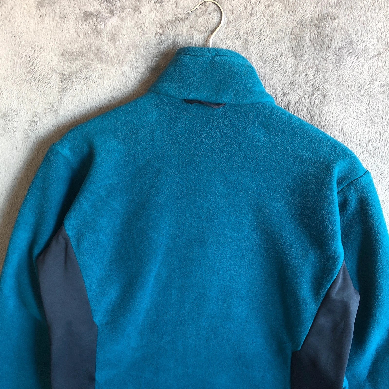 Jack Wolfskin Aqua Blue Full Zip Fleece Jacket with Thick Fleece Lining S - Image 12