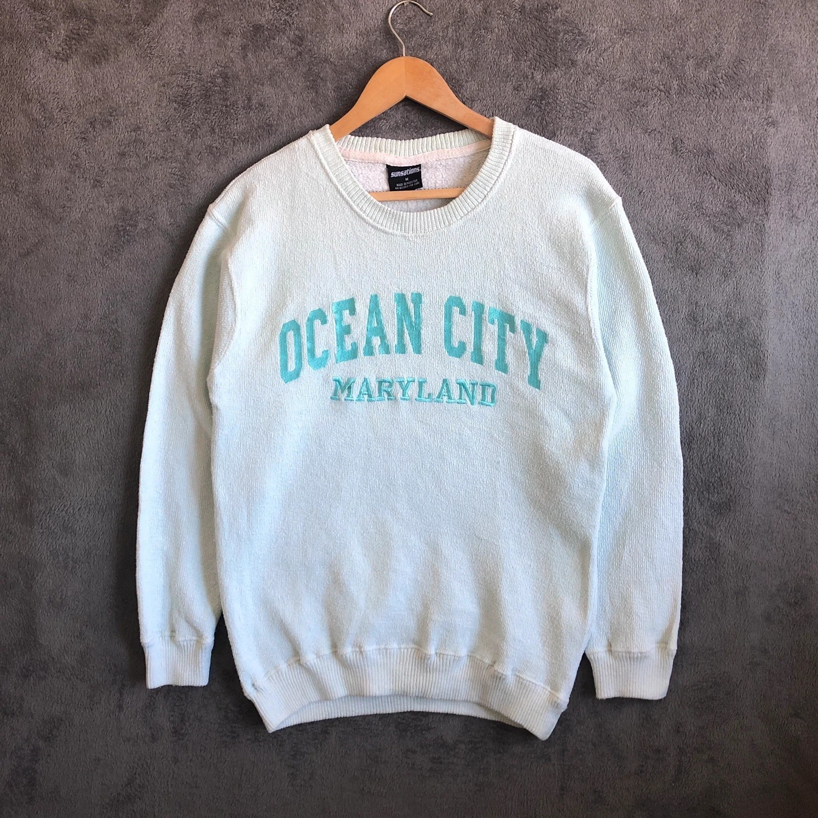 Ocean City Maryland light blue soft spell out sweatshirt M