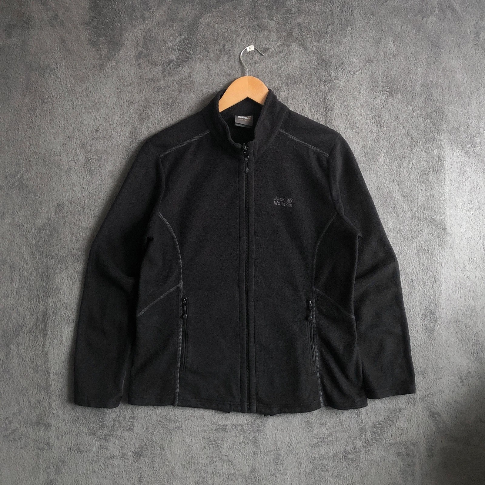 Jack Wolfskin Women’s Black Athleisure Full Zip Jacket XL