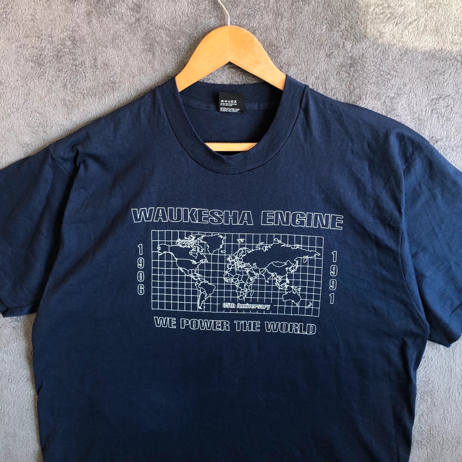 Vintage 90s navy “We Power the World” single stitch graphic tee XXL - Image 2