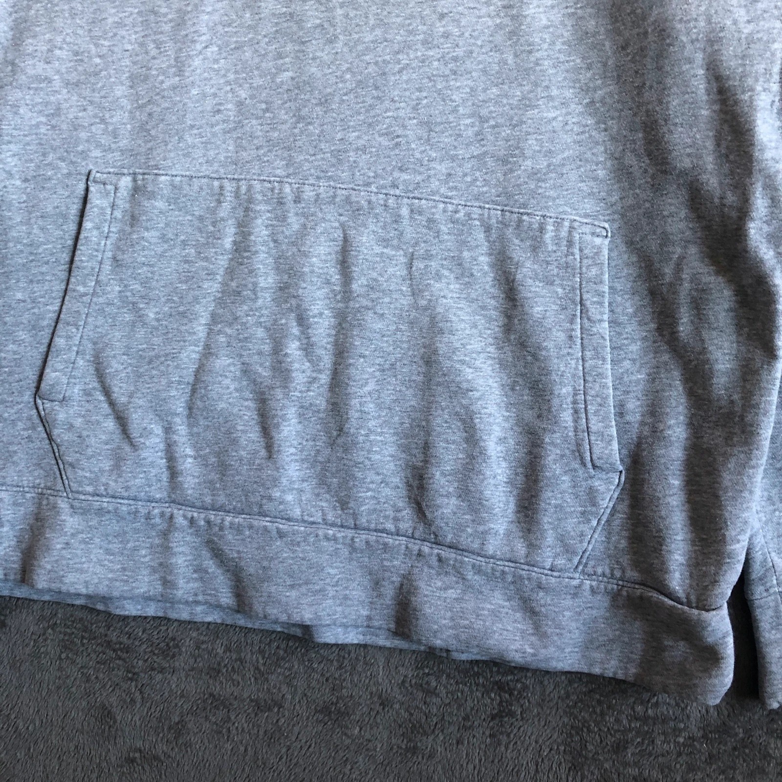 Under Armour Argyle Eagles graphic grey sweatshirt with front kangaroo pocket M - Image 6