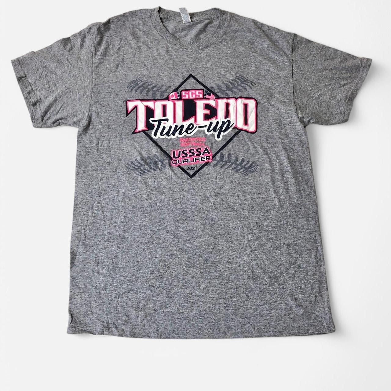 Toledo Ohio Tune Up Softball USSSA Qualifier 2021 grey tee size M