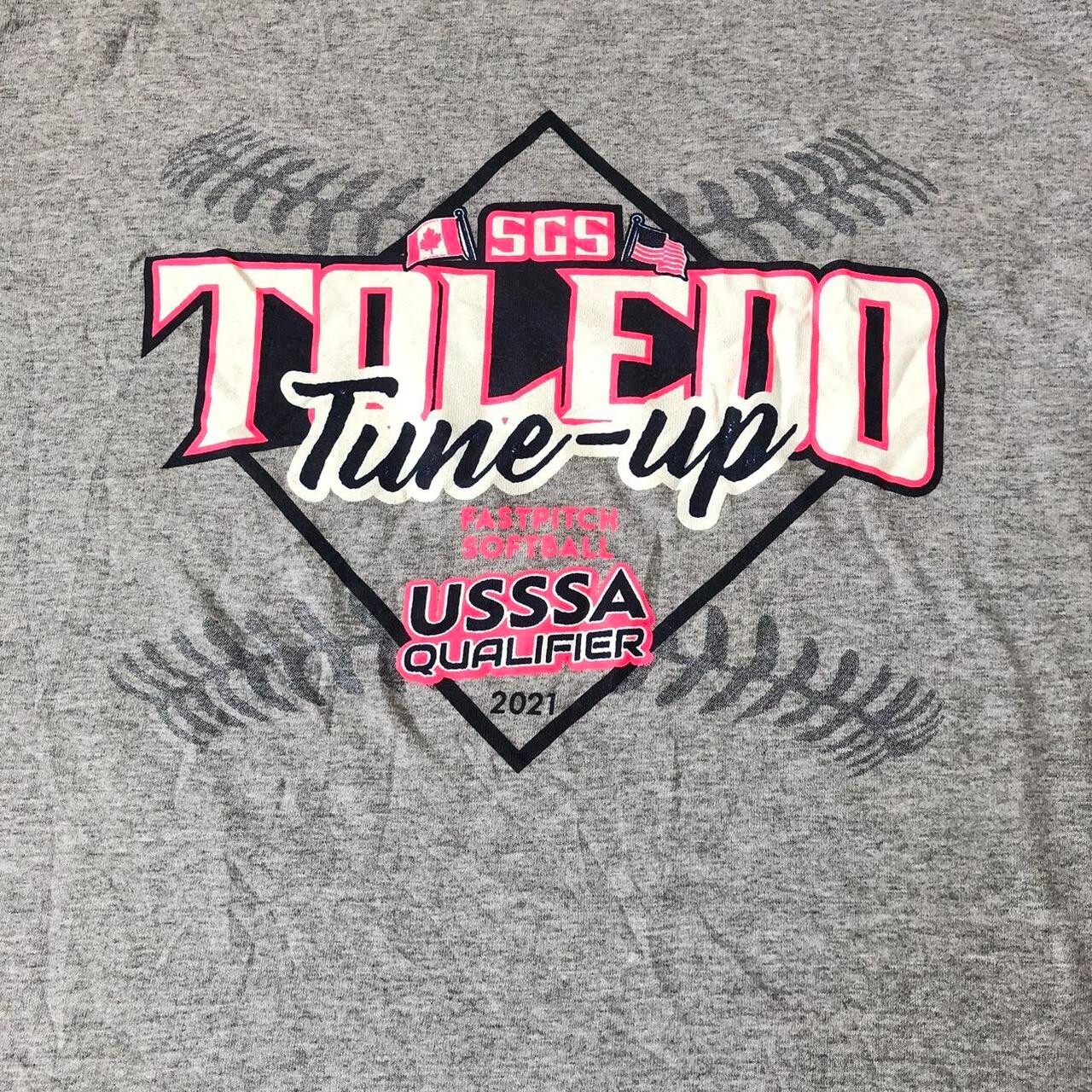Toledo Ohio Tune Up Softball USSSA Qualifier 2021 grey tee size M - Image 4