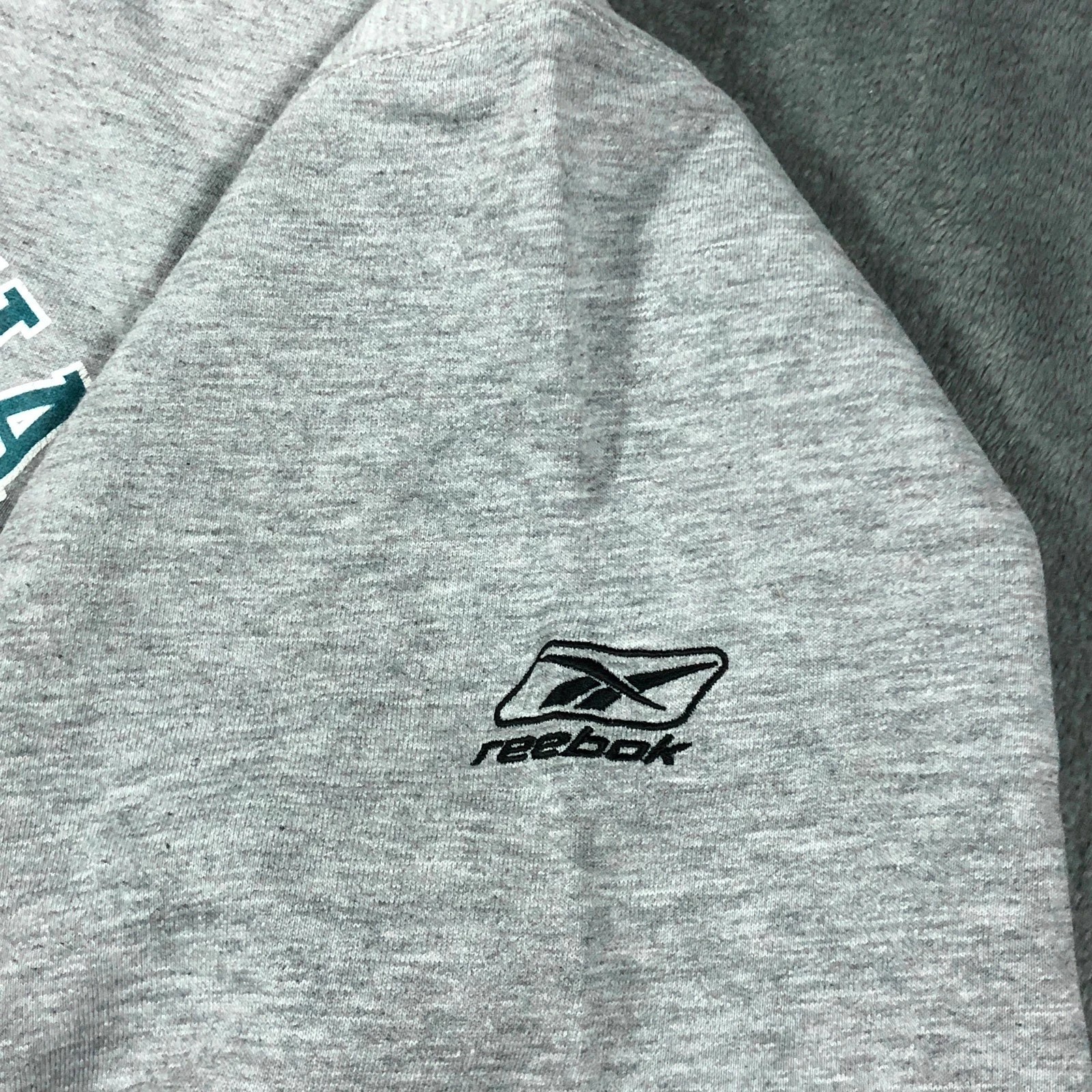 NFL x Rebook Philadelphia Eagles Spell Out Grey Pullover Hoodie M - Image 6